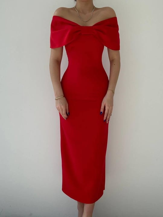 Red bow dress
