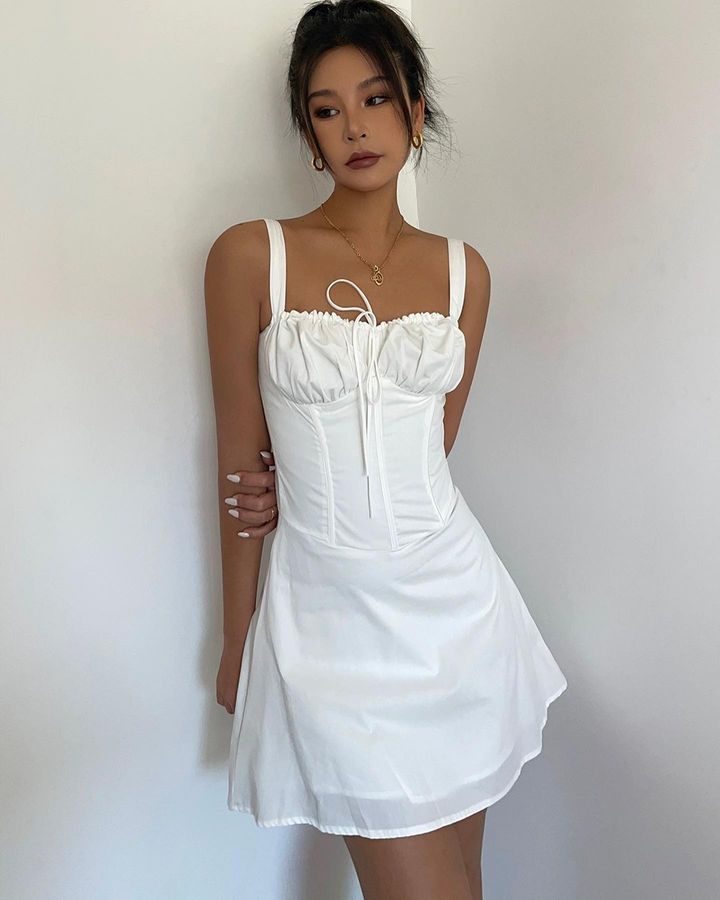 Cocktail dress in white